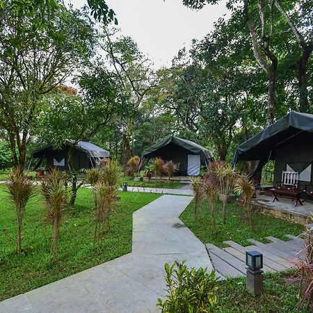 Monica Garden Bungalow Vālpārai Exteriör bild